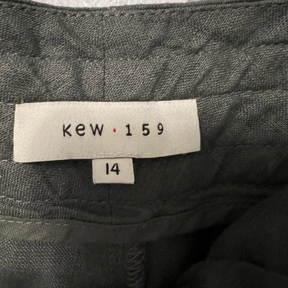 Olive green linen pants - Picture 7 of 7